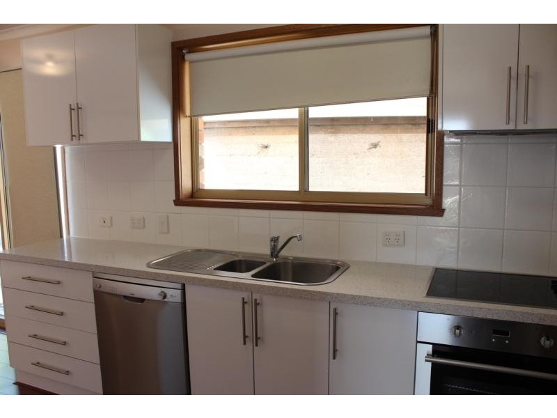 2/546 Hanel St, East Albury NSW 2640