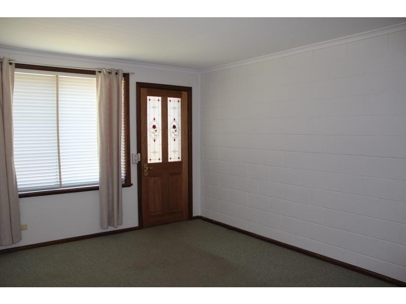 2/516 Alldis Avenue, Lavington NSW 2641