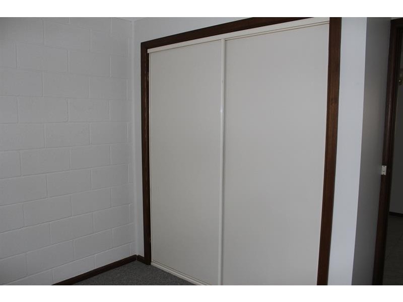 2/516 Alldis Ave, Lavington NSW 2641