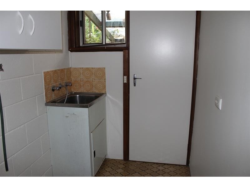 2/516 Alldis Ave, Lavington NSW 2641