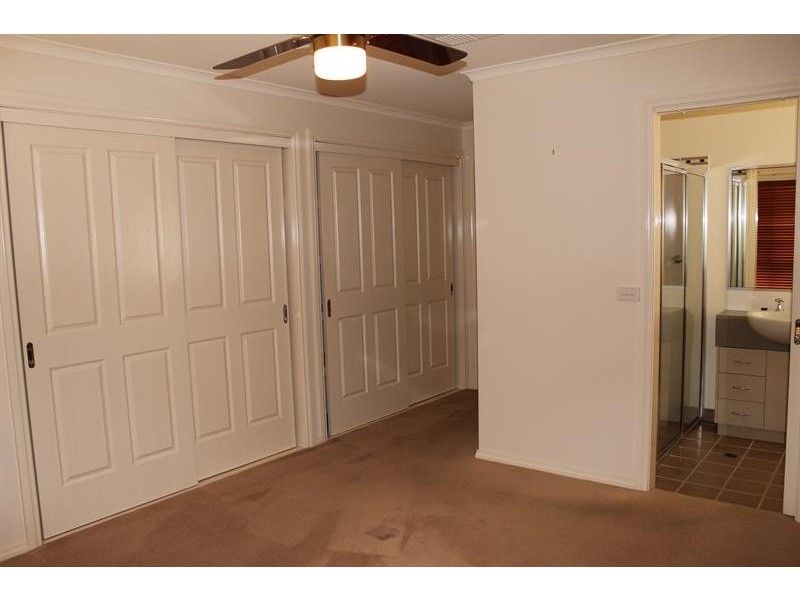 7 Dillagar  Place, Springdale Heights NSW 2641