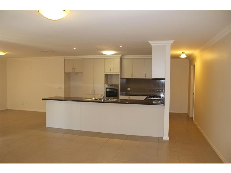 6 Firetail St, Thurgoona NSW 2640