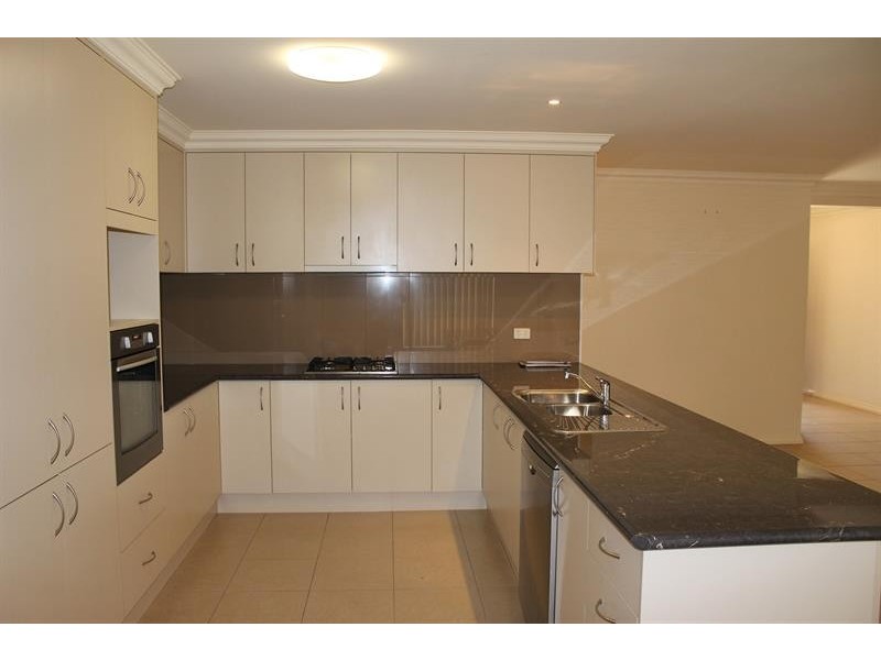 6 Firetail St, Thurgoona NSW 2640