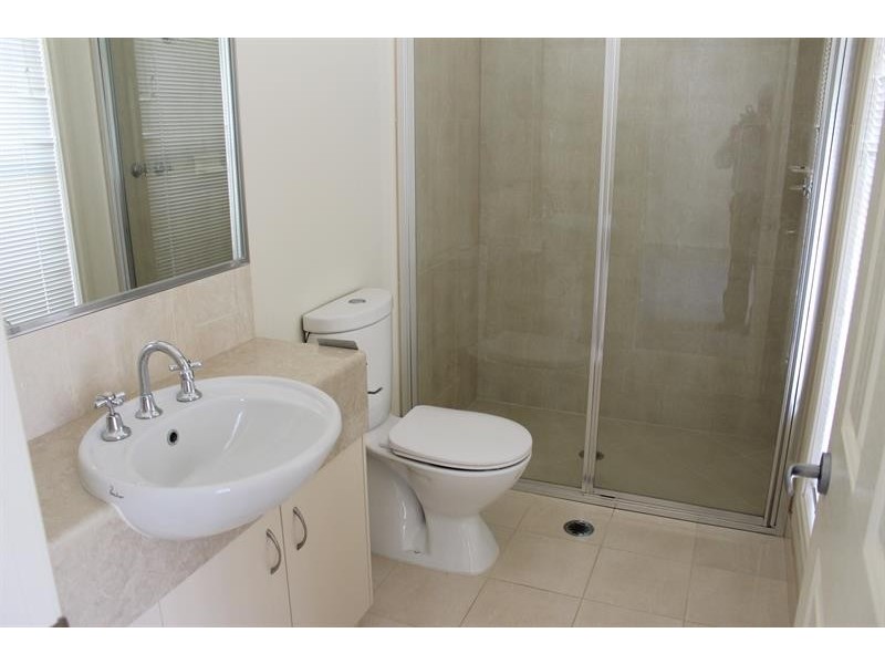 6 Firetail St, Thurgoona NSW 2640