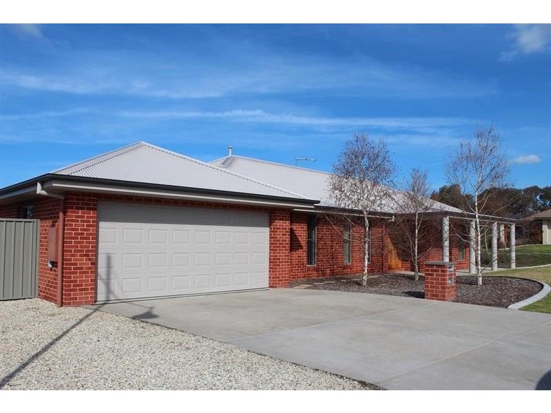 6 Firetail St, Thurgoona NSW 2640