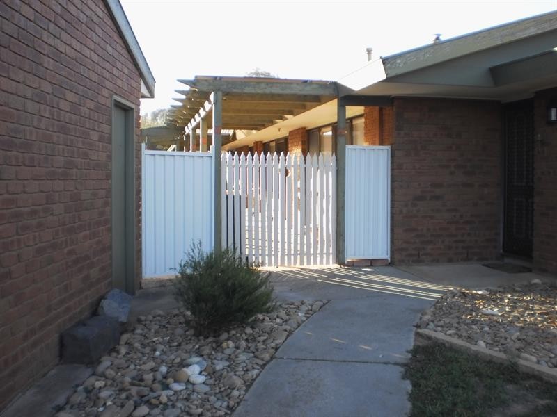 12 Valverde Ct, Thurgoona NSW 2640