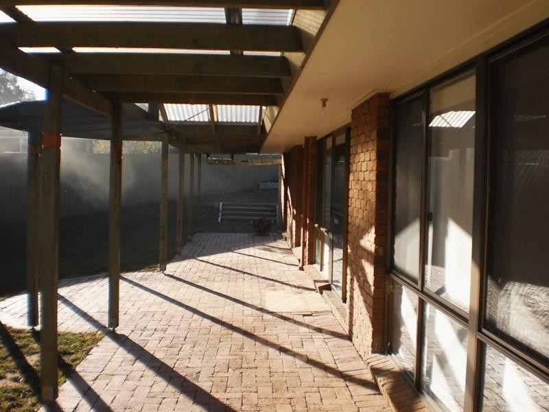 12 Valverde Ct, Thurgoona NSW 2640