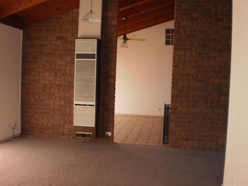 12 Valverde Ct, Thurgoona NSW 2640