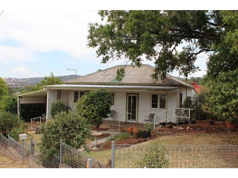 828 Emerson  St, West Albury NSW 2640