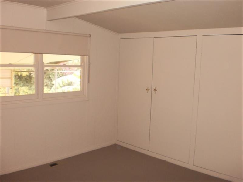 828 Emerson  St, West Albury NSW 2640