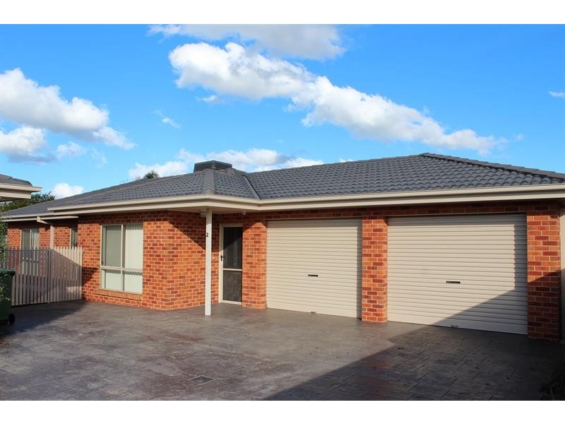 2/385 Nowland Avenue, Lavington NSW 2641