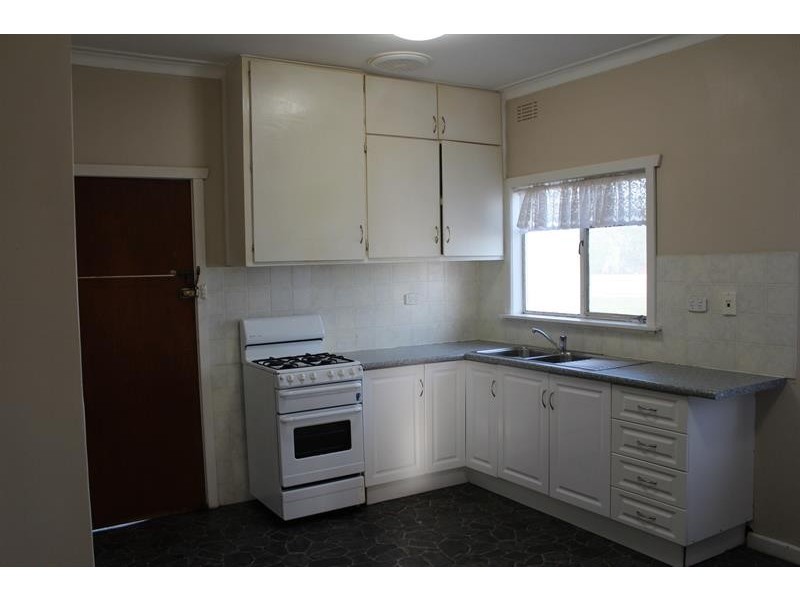 346 Urana Rd, Lavington NSW 2641