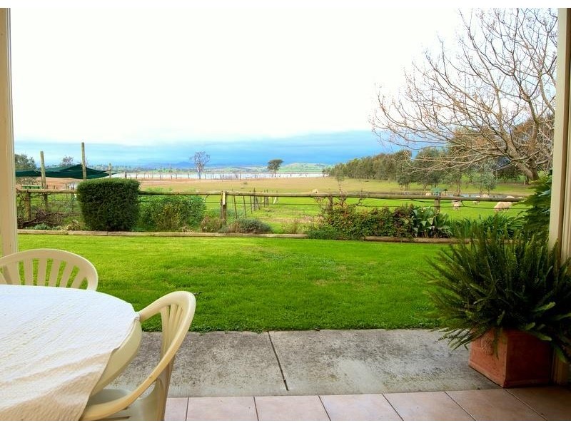 1156 Table Top Rd, Table Top NSW 2640