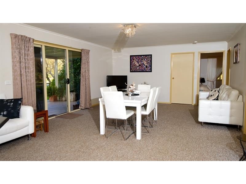 1156 Table Top Rd, Table Top NSW 2640