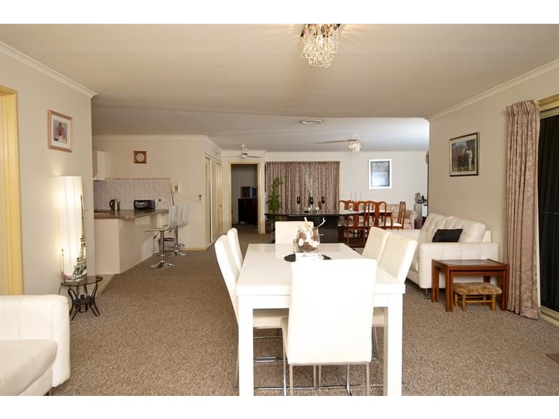 1156 Table Top Rd, Table Top NSW 2640