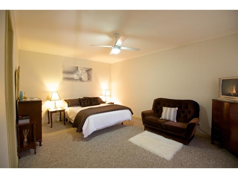 1156 Table Top Rd, Table Top NSW 2640