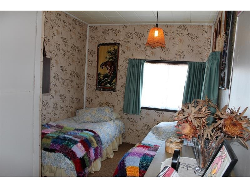 336 Dick Rd, Lavington NSW 2641