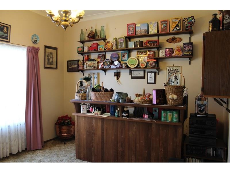 336 Dick Rd, Lavington NSW 2641