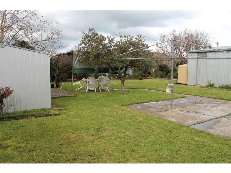 336 Dick Rd, Lavington NSW 2641