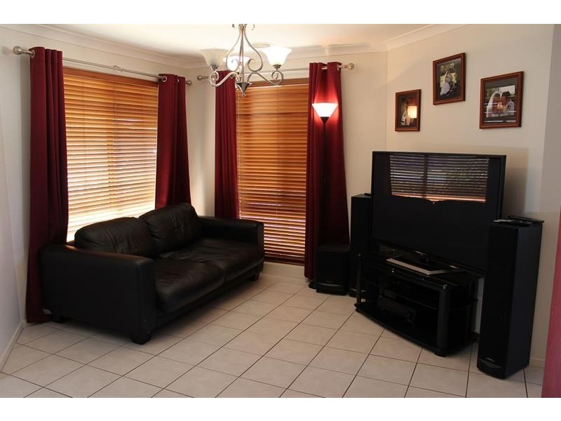85 Adams St, Jindera NSW 2642