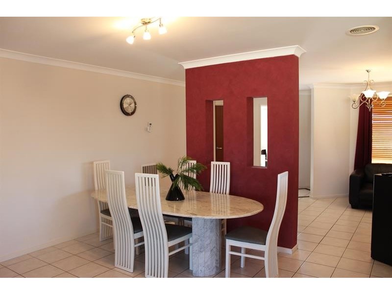 85 Adams St, Jindera NSW 2642
