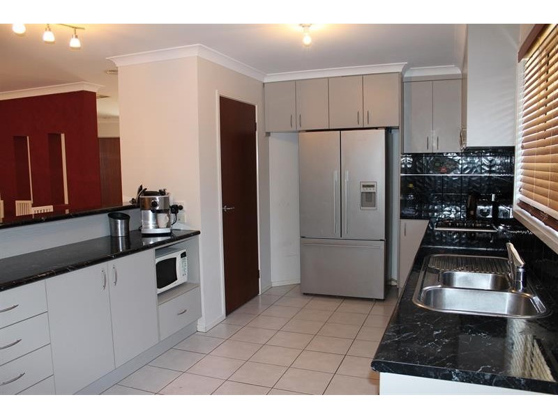85 Adams St, Jindera NSW 2642