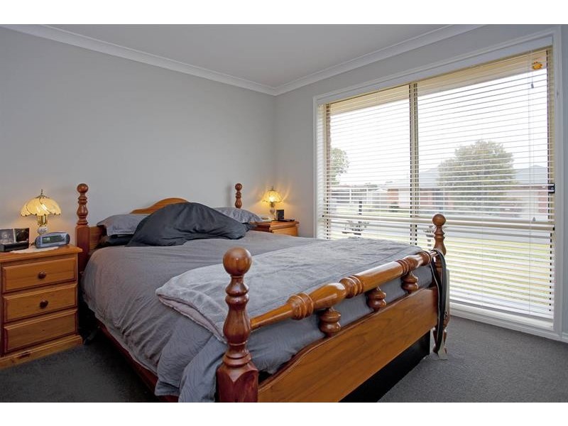 22 Almurta Ct, Springdale Heights NSW 2641