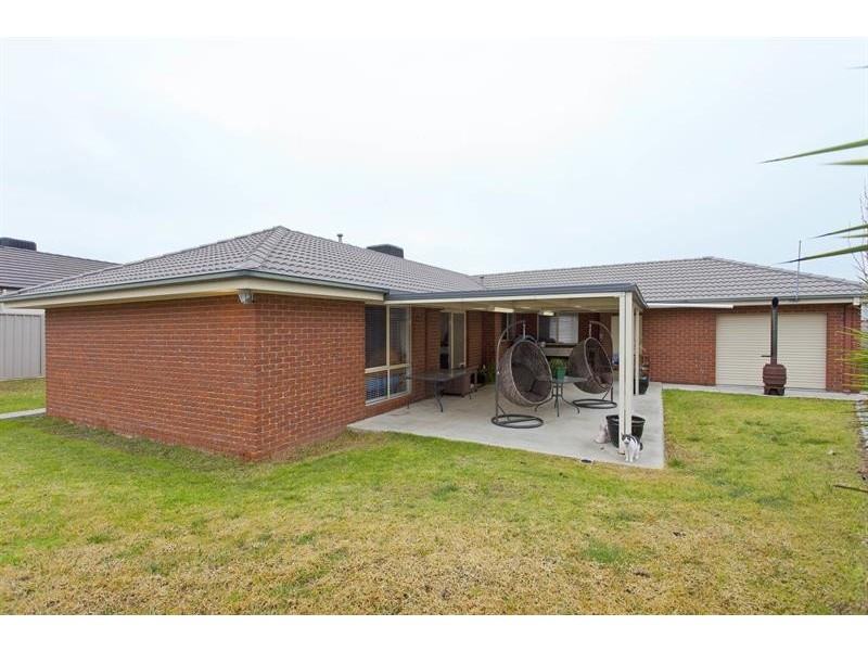 22 Almurta Ct, Springdale Heights NSW 2641