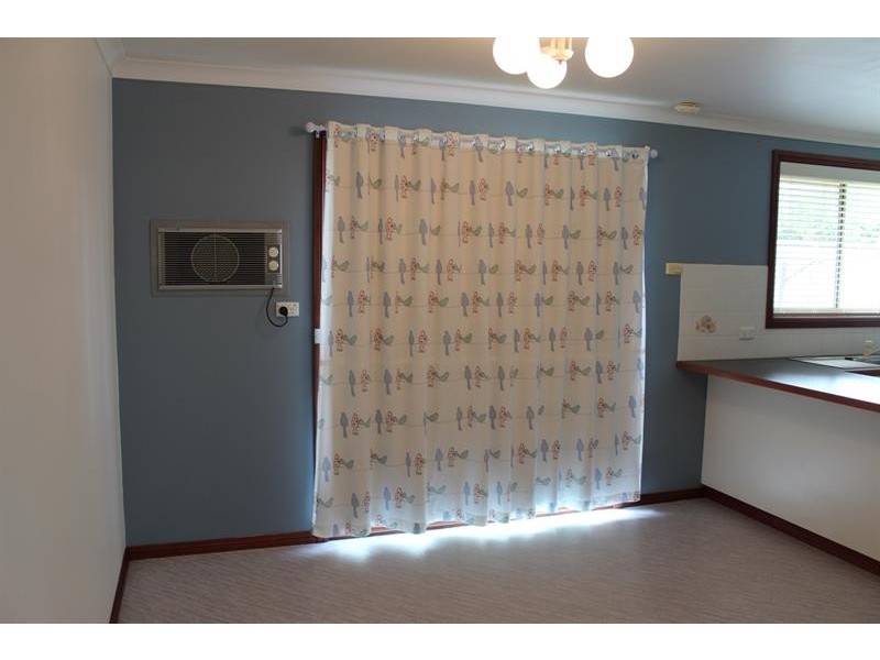 6/16 Keatinge Court Ct, Lavington NSW 2641