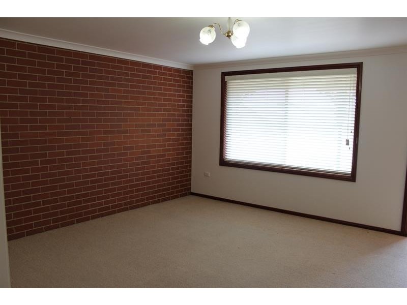 6/16 Keatinge Court Ct, Lavington NSW 2641