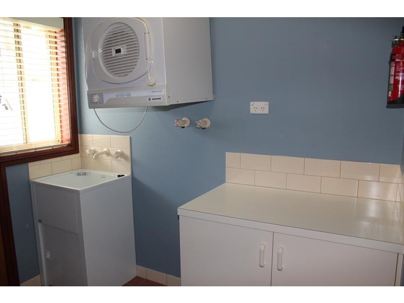 6/16 Keatinge Court Ct, Lavington NSW 2641