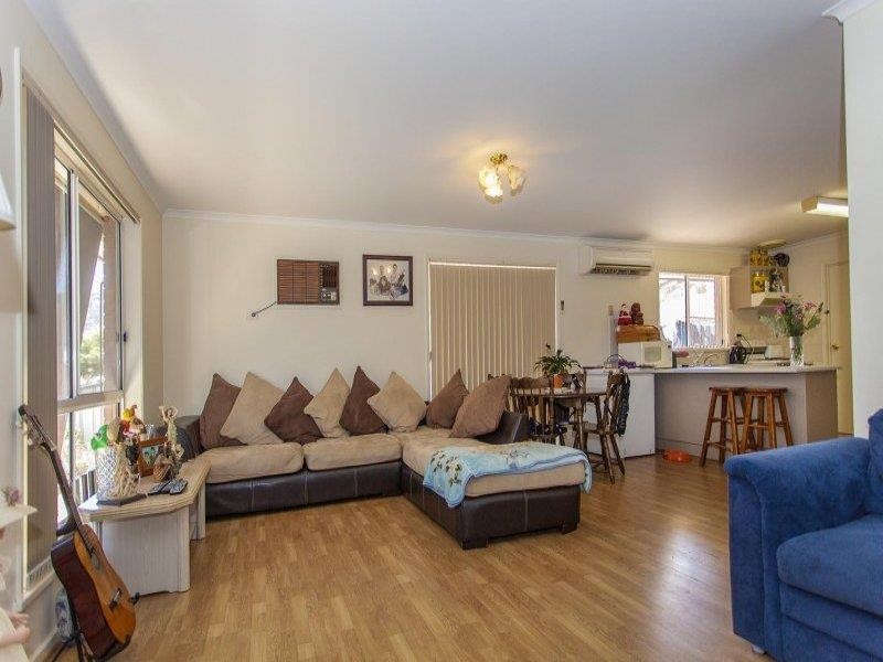 1/36 Jackling Dr, Lavington NSW 2641