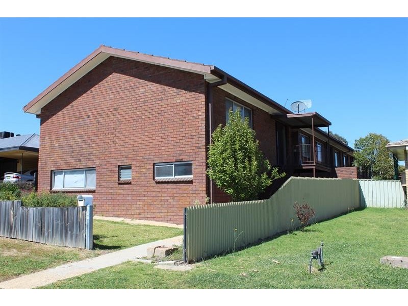 1-5/307 Vickers  Rd, Lavington NSW 2641