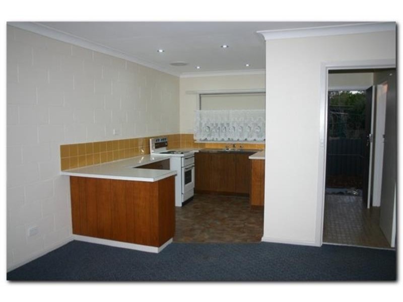 1-5/307 Vickers  Rd, Lavington NSW 2641