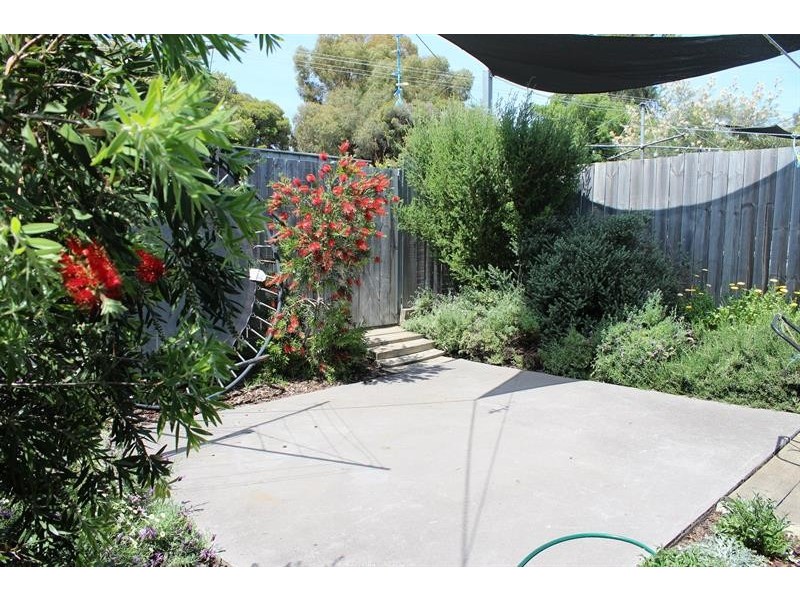 1-5/307 Vickers  Rd, Lavington NSW 2641