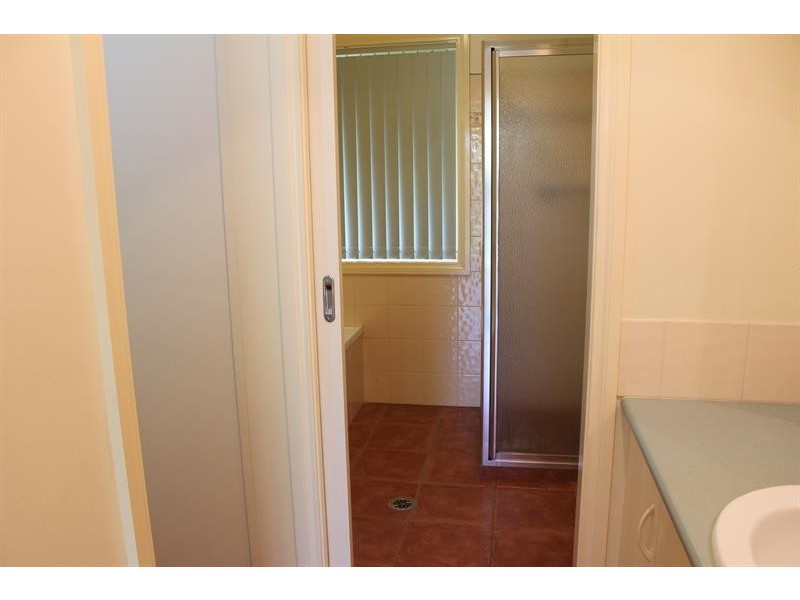 4 Bizet  Pl, Albury NSW 2640