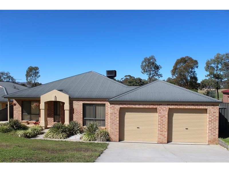 41 Heppner Court, Thurgoona NSW 2640