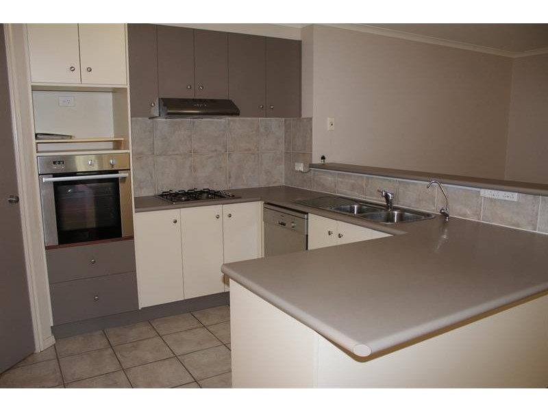 41 Heppner Court, Thurgoona NSW 2640