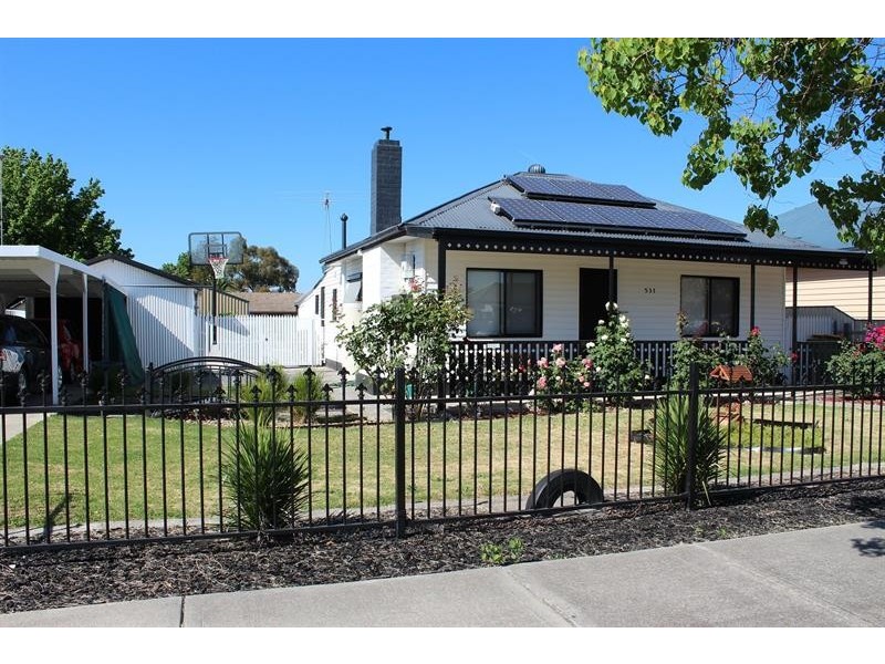 531 Comans Ave, Lavington NSW 2641