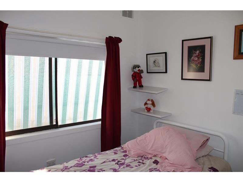 531 Comans Ave, Lavington NSW 2641