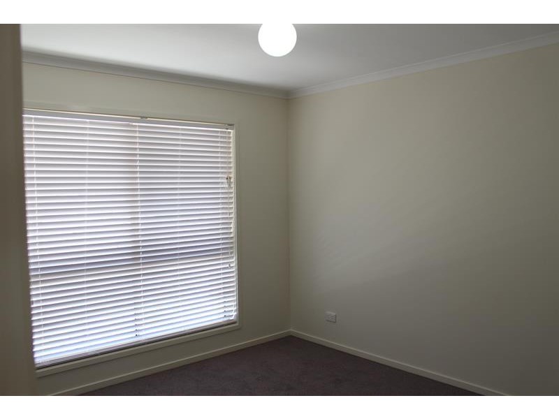 1/479 Mckenzie St, Lavington NSW 2641