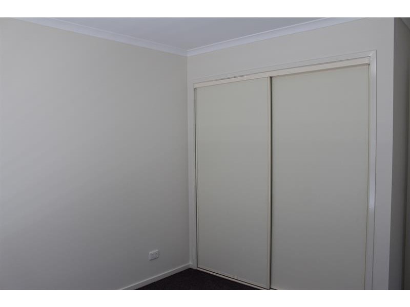1/479 Mckenzie St, Lavington NSW 2641