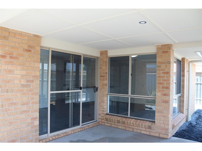 1/479 Mckenzie St, Lavington NSW 2641