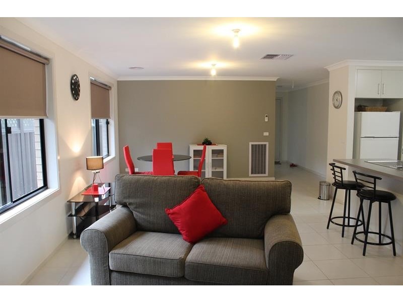 648 Centaur Rd, Lavington NSW 2641