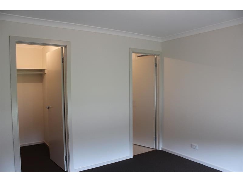 648 Centaur Rd, Lavington NSW 2641