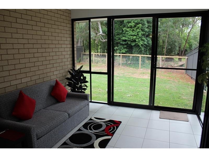 648 Centaur Rd, Lavington NSW 2641