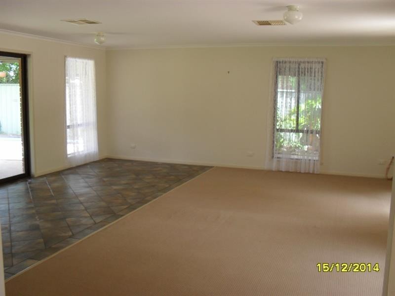 31 St Andrews Circuit, Thurgoona NSW 2640