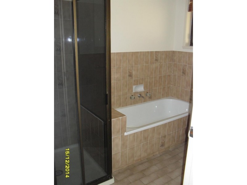 31 St Andrews Circuit, Thurgoona NSW 2640