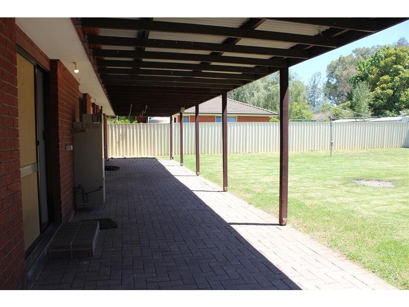 31 St Andrews Circuit, Thurgoona NSW 2640