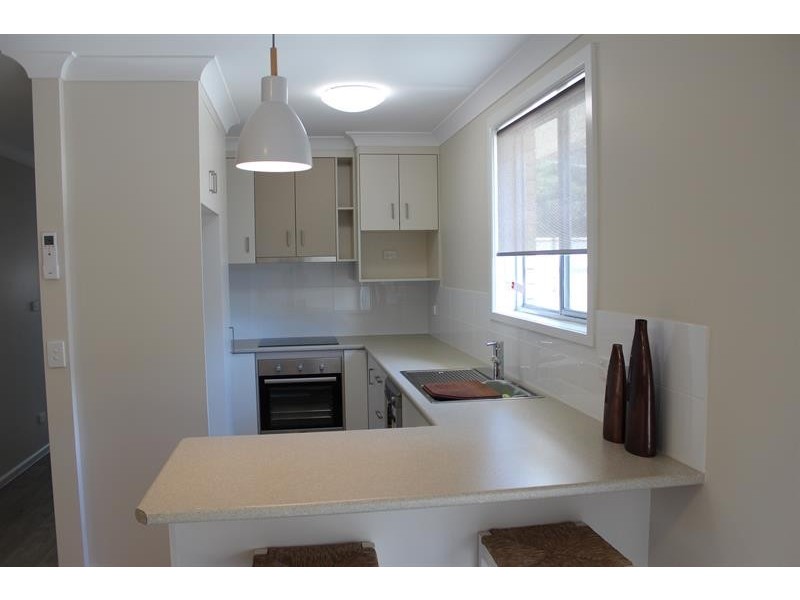 1/460 Douglas Rd, Lavington NSW 2641